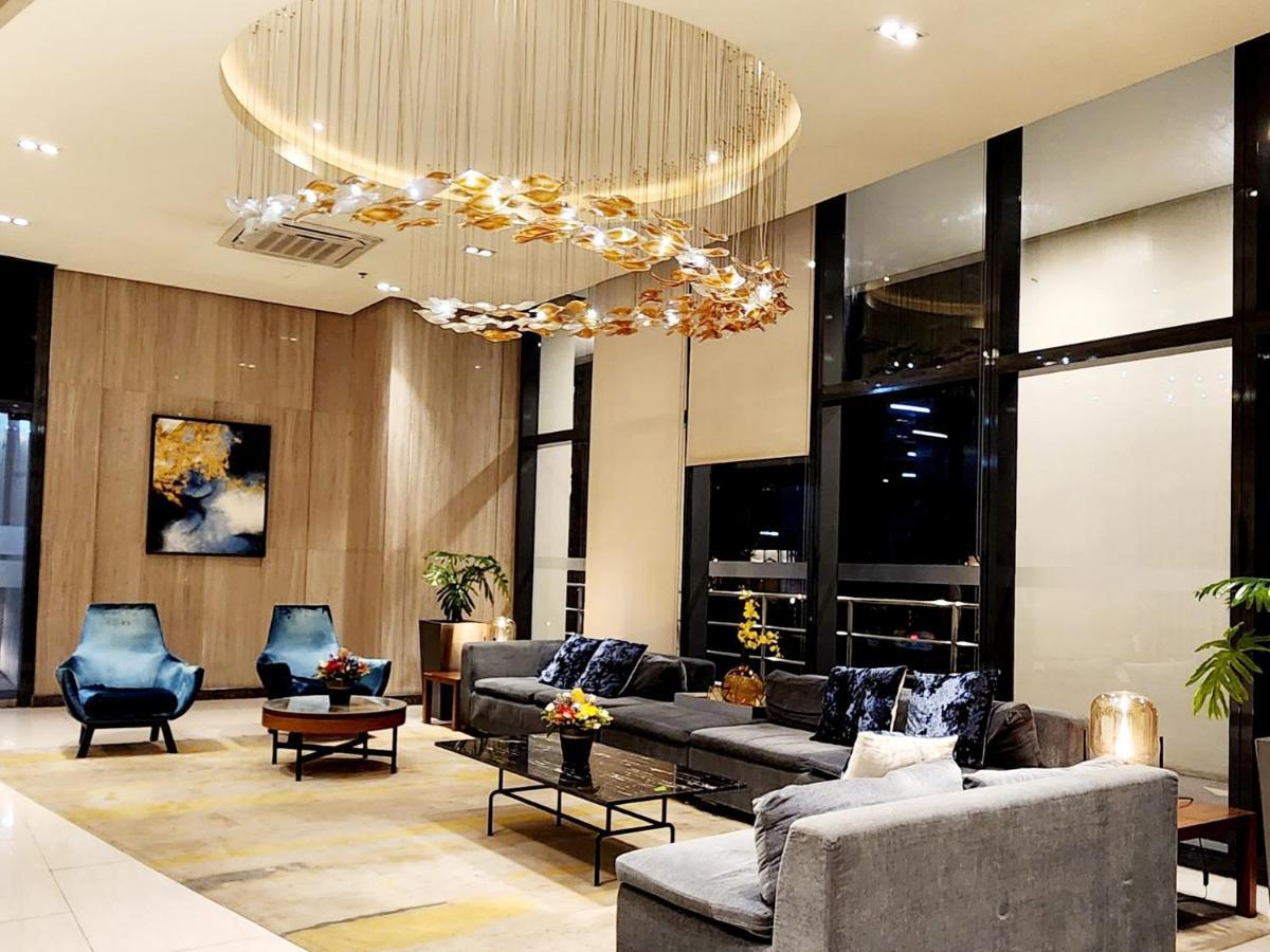 Casa Antonio At Uptown Parksuites Tower One Bgc Manila Kültér fotó