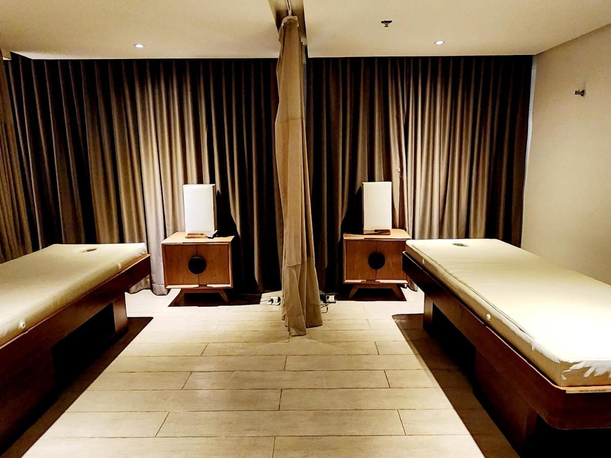 Casa Antonio At Uptown Parksuites Tower One Bgc Manila Kültér fotó